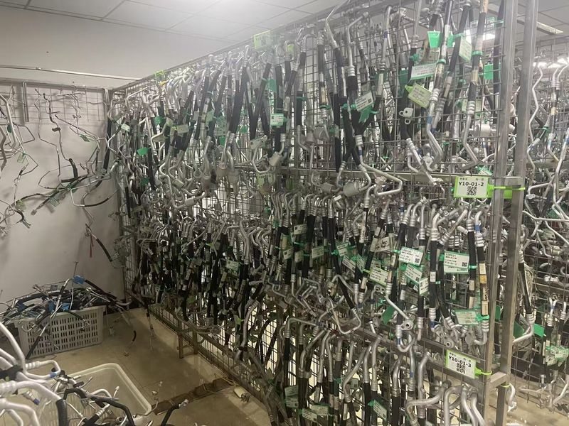 Yimi (Guangzhou) Automotive Parts Co, Ltd ligne de production du fabricant