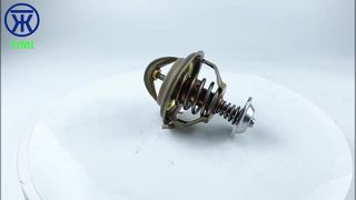 Thermostat de moteur 1-13770085-0 1137700850 pour camions ISUZU FVR 6SA1 6SD1