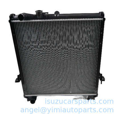 Réservoir de réparation NPR71 4HE1 Isuzu Radiateur automobile ASM 8973543650 8972136631
