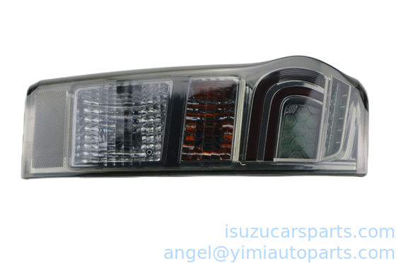 Le nombre total de véhicules équipés de ce type de lampe est fixé à: