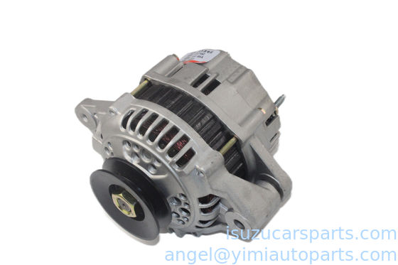Parties automobiles standard Isuzu TFR16 4ZD1 4ZE1 Générateur ASM 8944728170