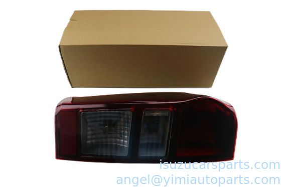 L'éclairage de l'arrière de la ISUZU DMAX 2012