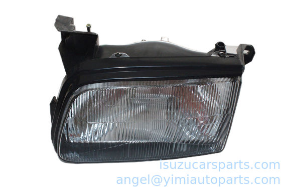 L'éclairage de la lampe est fourni par le conducteur de la lampe.