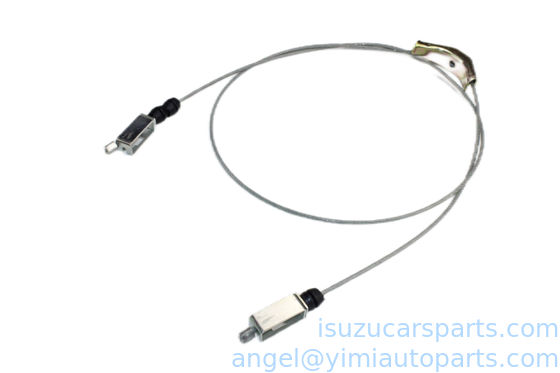 Il y a un parking de téléphérique ISUZU TFR17