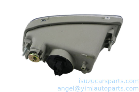 L' ISUZU DMAX 2002 LAMP ASM FOG RH 8972375891 8973630110 8980301240 est une lampe à incandescence