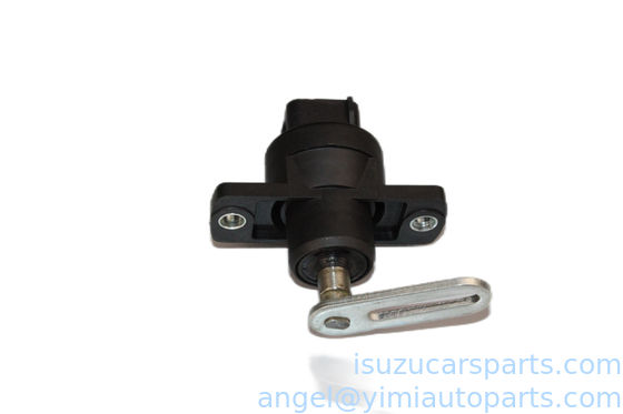 Il s'agit d'un véhicule de type ISUZU 700P 4HK1