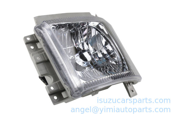 La lampe est équipée d'une lampe de type ISUZU 700P.