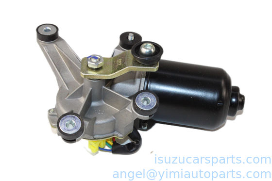 Le véhicule est équipé d'un moteur à commande numérique de la marque ISUZU.