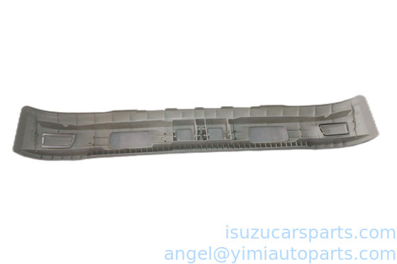 Il s'agit d'un véhicule de type ISUZU 700P 4HK1.