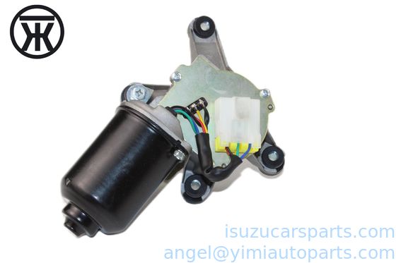 Le véhicule est équipé d'un moteur à commande numérique de la marque ISUZU.