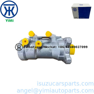 Le système de freinage de l' ISUZU 700P 4HK1 est équipé d' un cylindre maître 8980326031