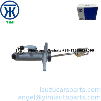Il s'agit d'un véhicule de type ISUZU 700P 4HK1 NQR75